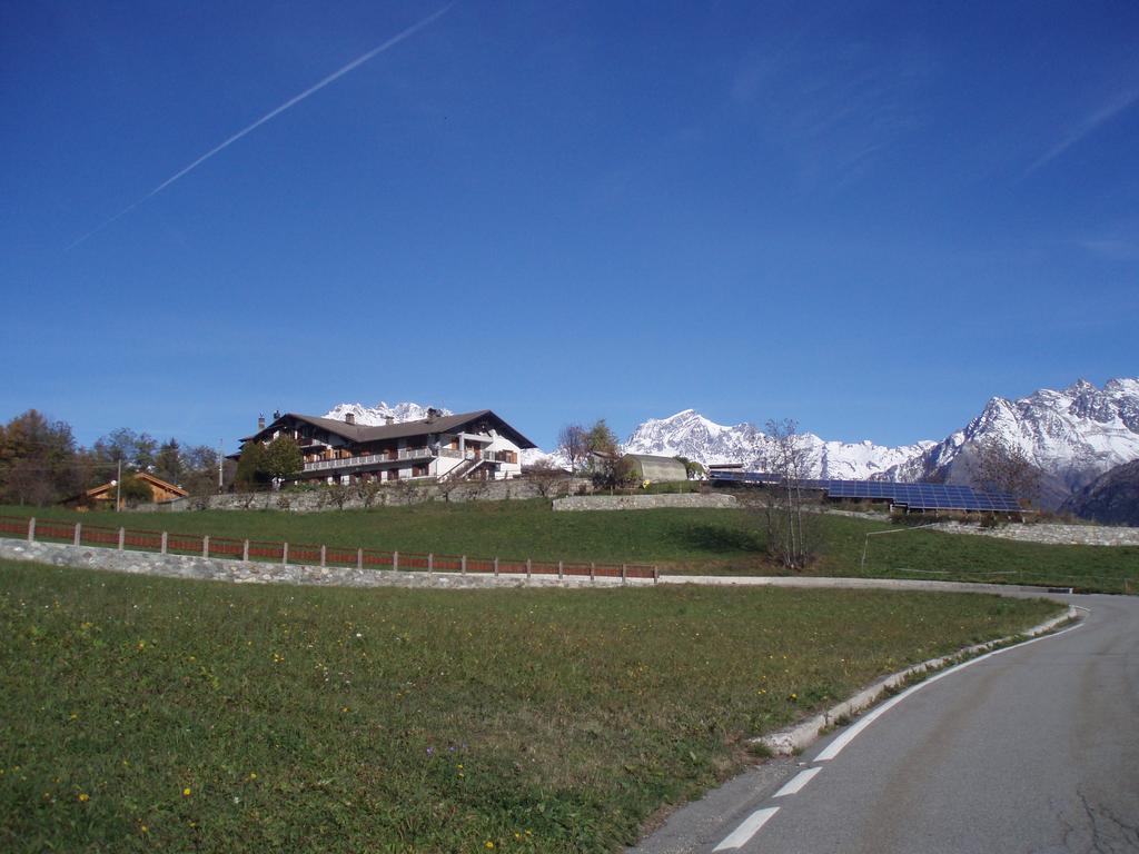 Agriturismo Plan D'Avie Аоста Номер фото